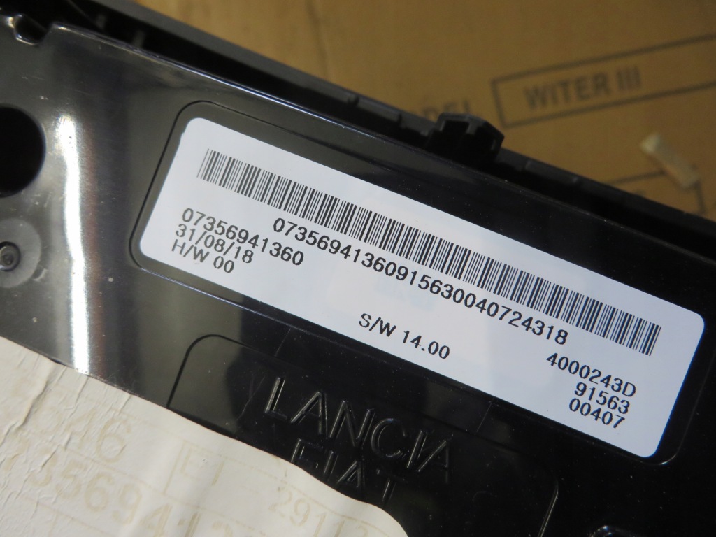 фото №2, Jeep renegade lift панель кондиционера 07356941360 x