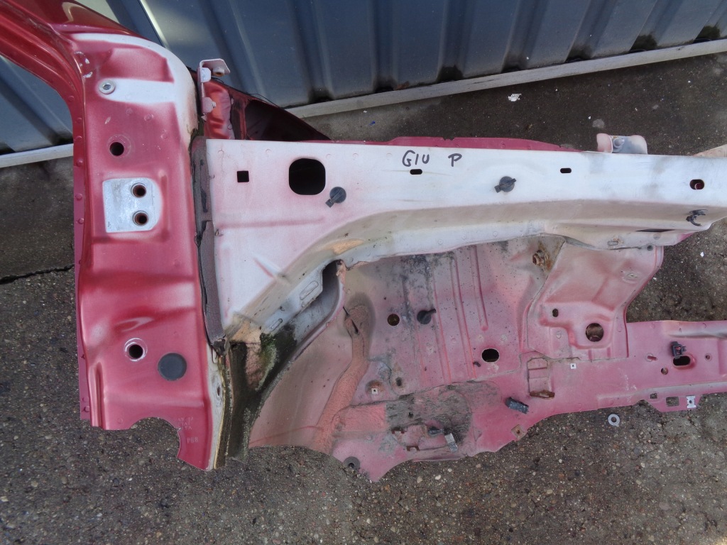 Лонжерон фартух четверть alfa romeo giulietta 2010- правый  bordowa Доставка