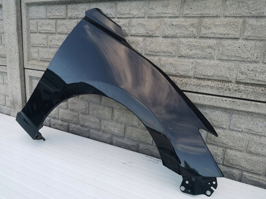 Купить Mazda 3 3 14 - 19 крыло  правый  передний