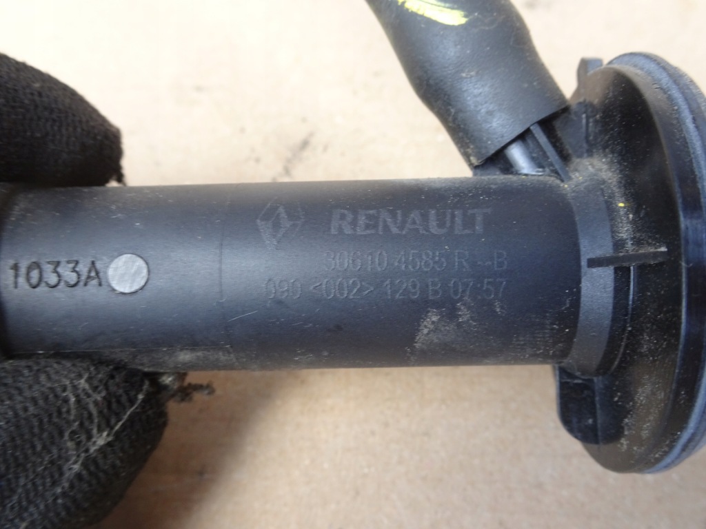 Dacia sandero ii lift помпа зчеплення 306104585r Доставка