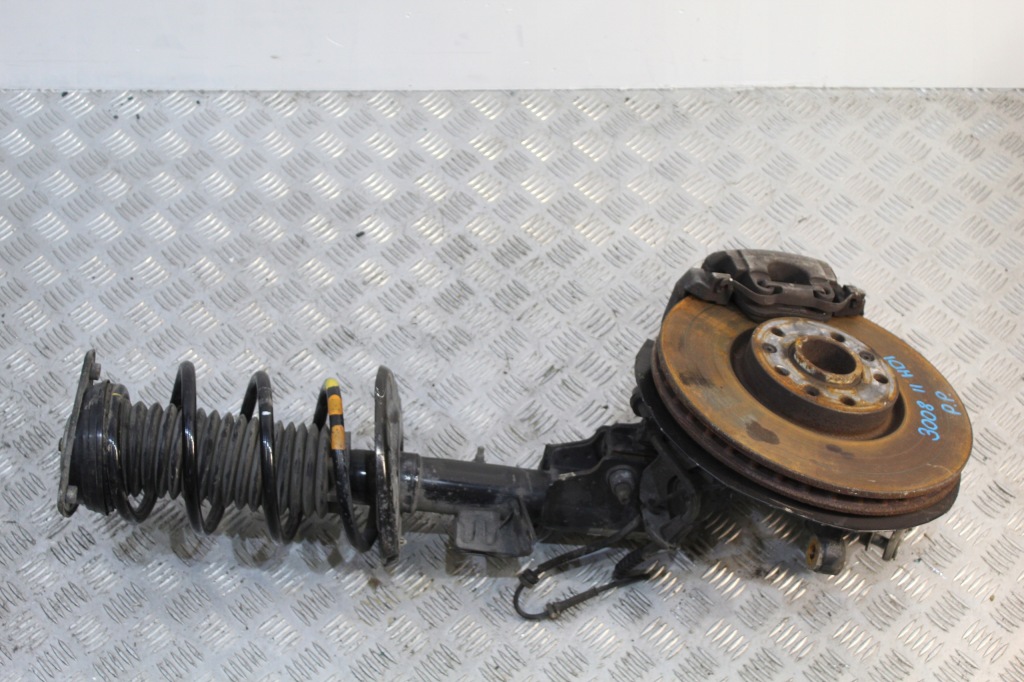 фото №1, Поворотний кулак амортизаторна стійка правий перед peugeot 3008 ii 2