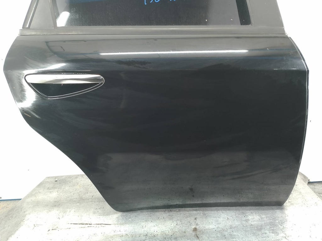 Двері задній правий alfa romeo 159 802/b Доставка