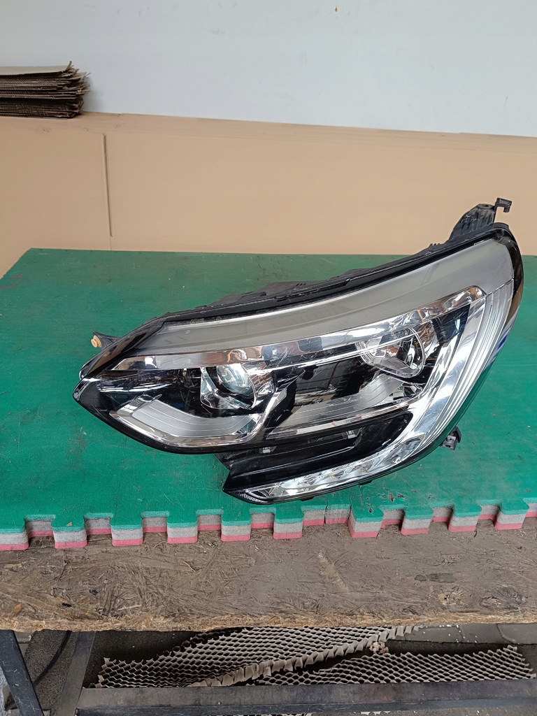фото №1, Фара левый 117 renault megane iv 2016-