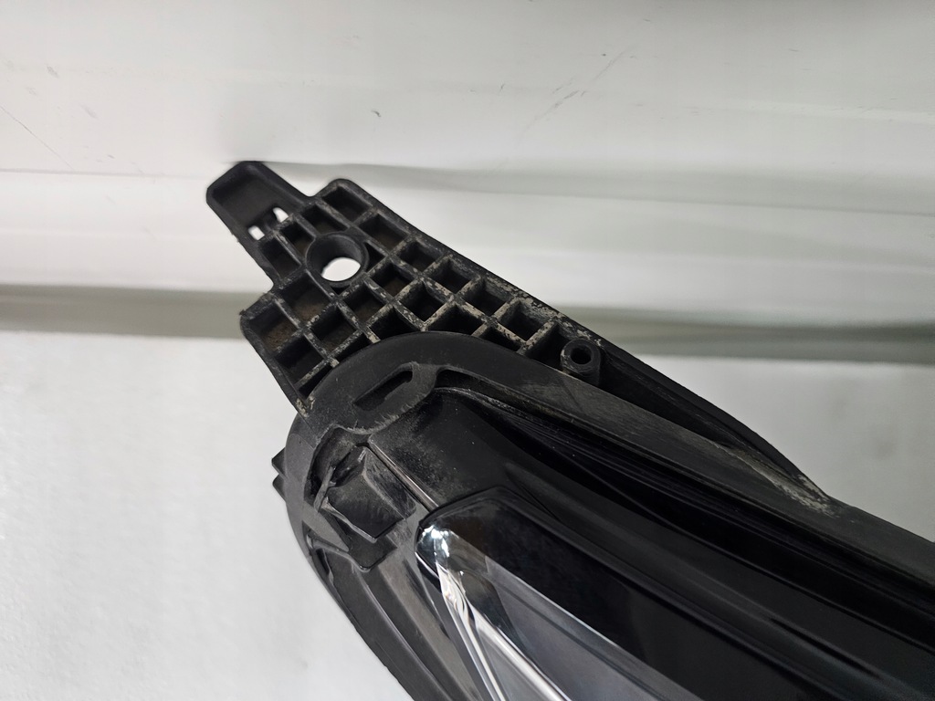 фото №6, Лампа передня права opel astra k led