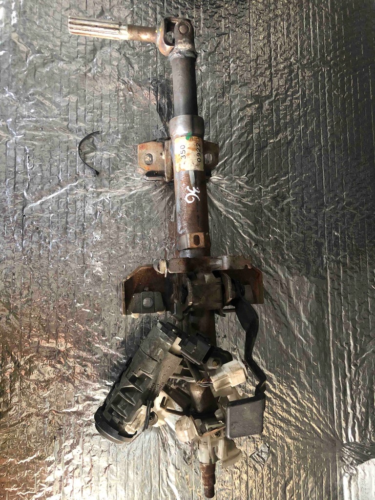 фото №1, Toyota avensis t22 замок зажигания колонка 45020-05-2