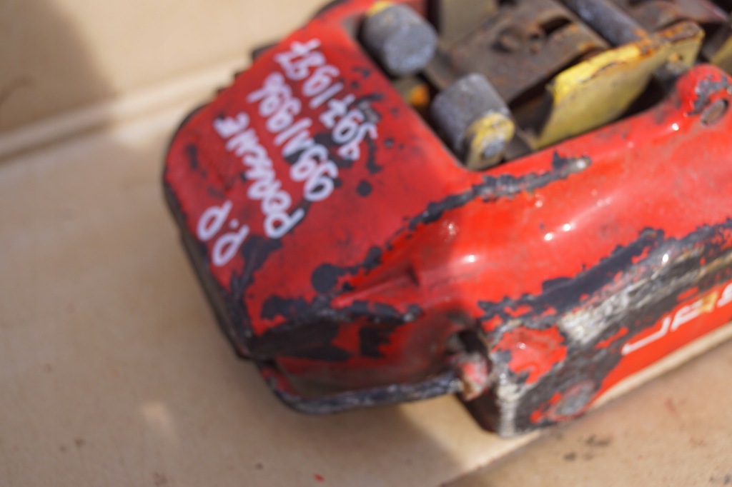 фото №8, Супорт гальмівний правий перед porsche 911 996