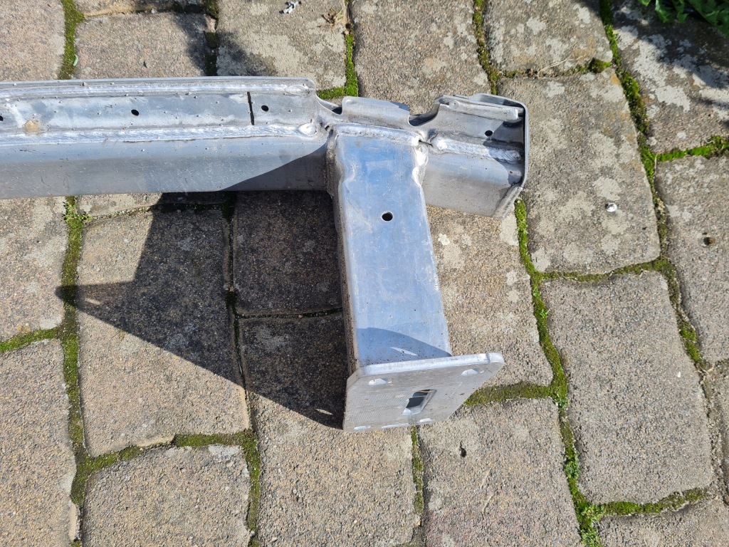 фото №8, Балка поперечина , бампера audi q8 4m0 807 109 c cała