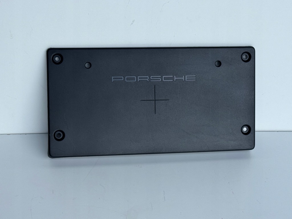 фото №1, Рамка подкладка pod номерной знак регистрационная porsche macan 95b 95b807287ba