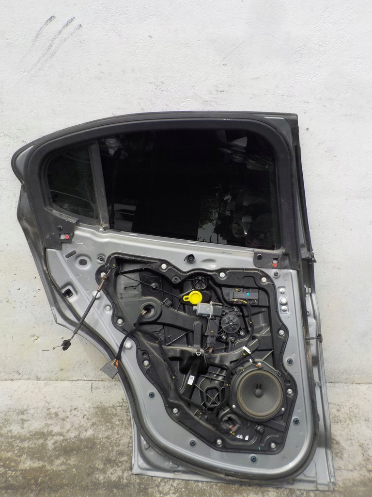 фото №8, Alfa romeo stelvio 16- дверь задние задняя