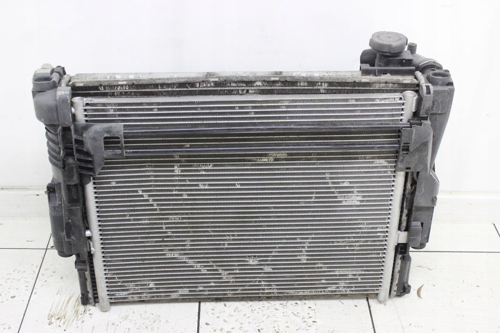 фото №1, Комплект радіатор бачок bmw x3 e83 2003r- 2.5 b