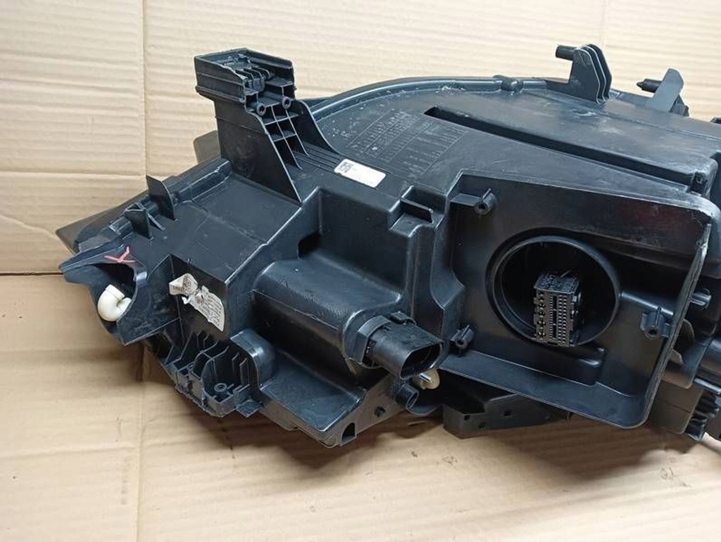 фото №8, M21 лампа ліва vw id4 id-4 id.4 full led 11b941035m