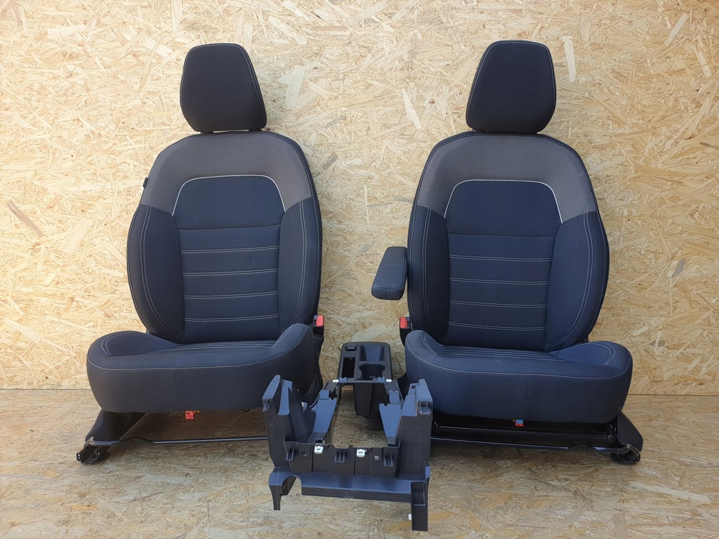 фото №1, Dacia jogger сиденья заднее сиденье обшивки bdb 7 человек