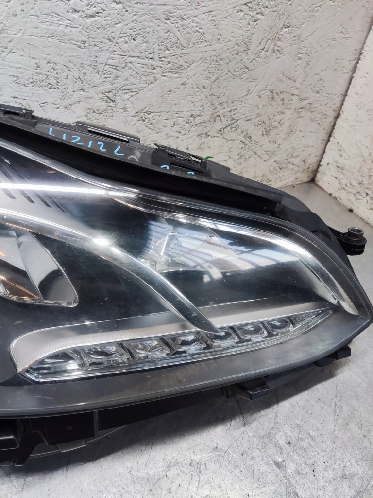 Mercedes e klasa w212 рестайлинг  фара правый  передняя led uk a2128209059 Недорого