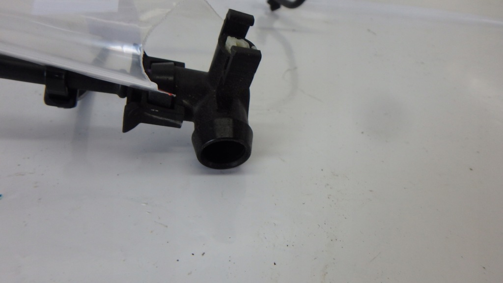 | ford mustang vi 15- 2.3 шланг патрубок вакууму fr3c-133778-aa в Україні