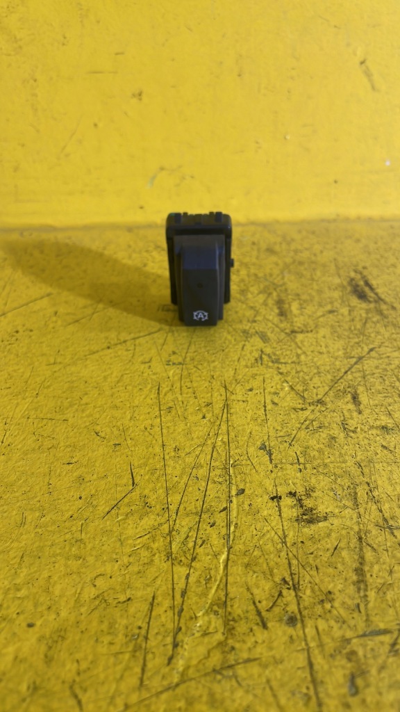 фото №1, Renault scenic iii - кнопка / переключатель запуск / стоп - 251534917r