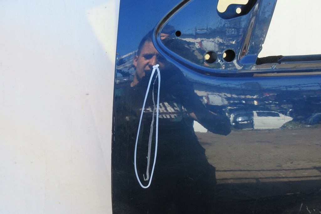 фото №4, Toyota rav4 дверь правый перед