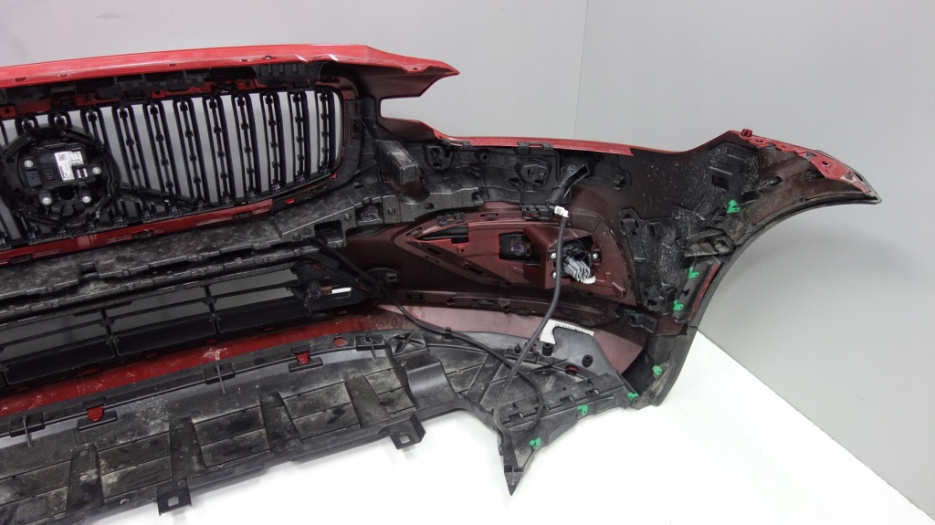 фото №9, Volvo v60 cross бампер передній kompletny