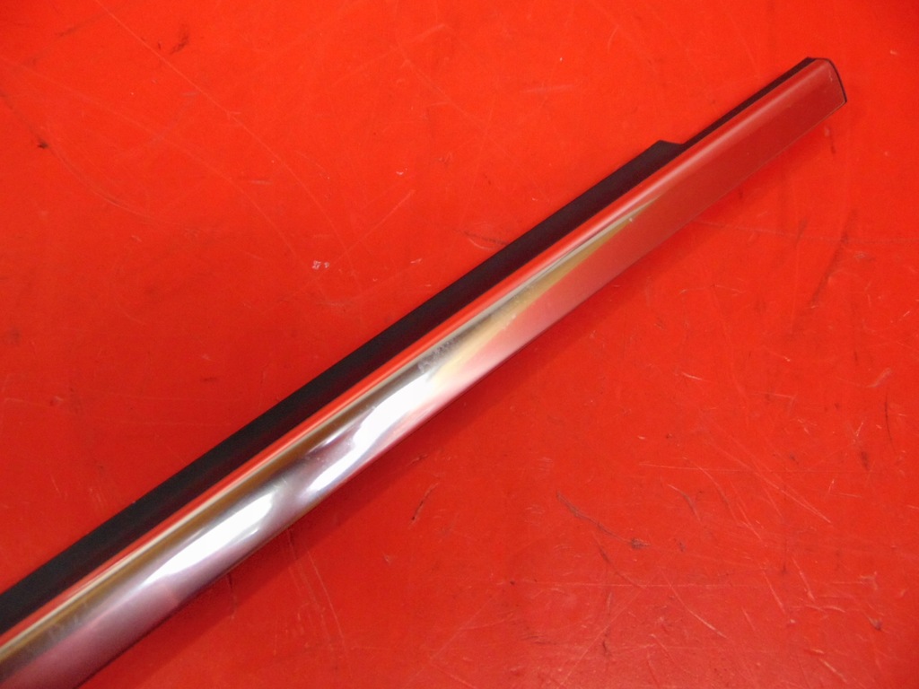 фото №4, Mercedes r-klasa w251 короткий молдинг ущільнювач parapet двері лівий перед