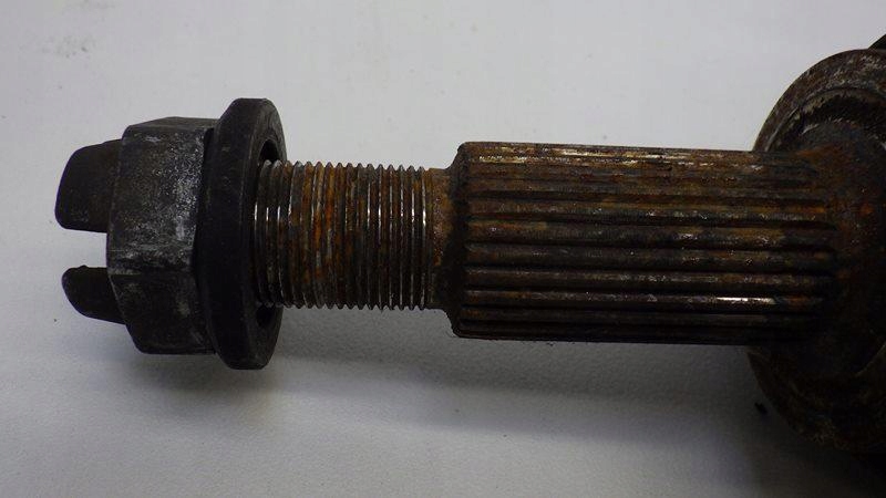 Приводной вал правый  механическая коробка передач trafic 3 vivaro b 1.6 dci с Разборки