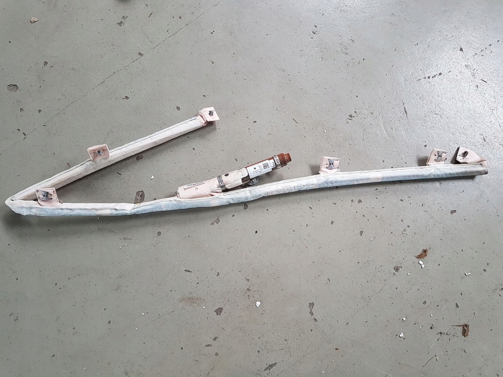 фото №1, Шторка безпеки ліва оригінал 5jj880741a skoda rapid spaceback