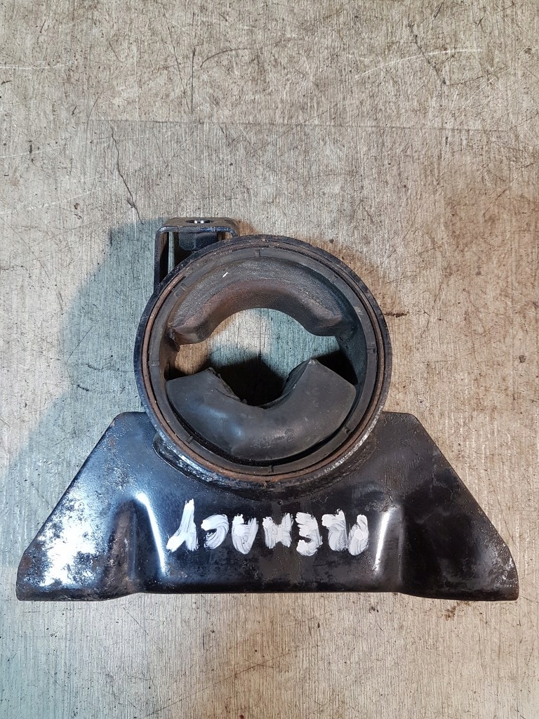 фото №1, Кронштейн подушка двигателя premacy i lift 2.0 ditd