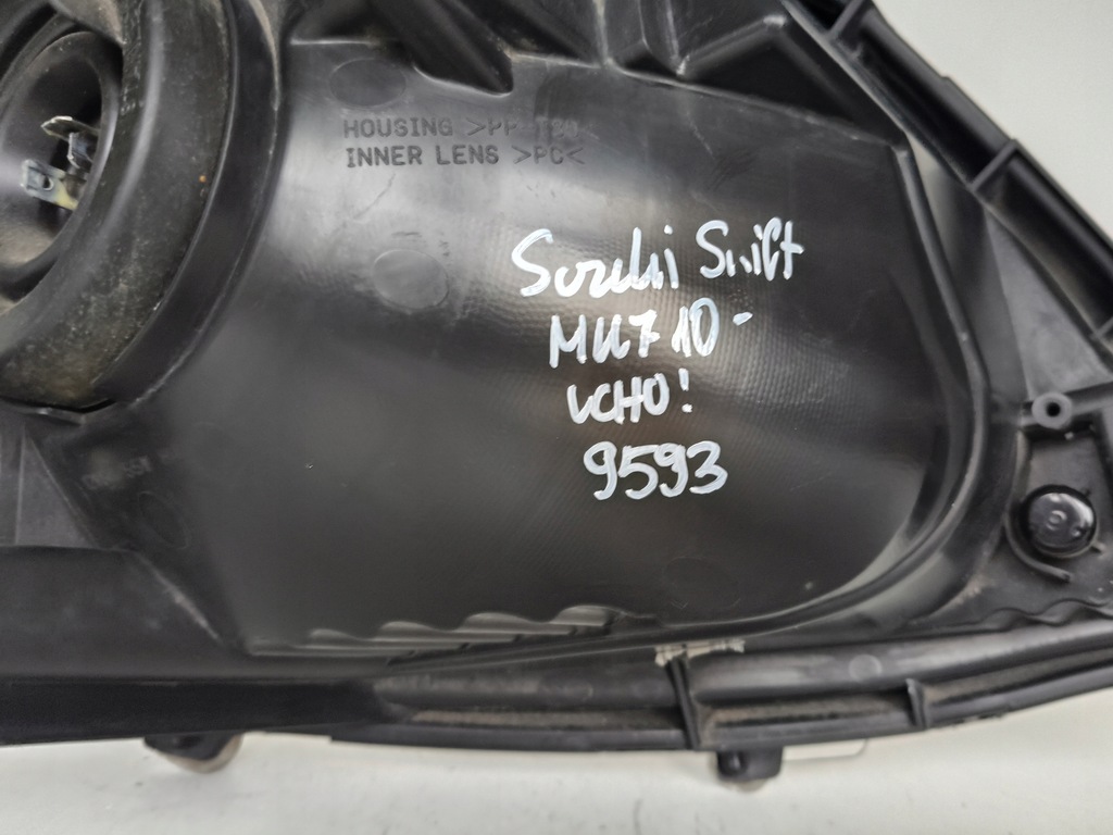 фото №8, Лампа левая фара suzuki swift mk7 10-