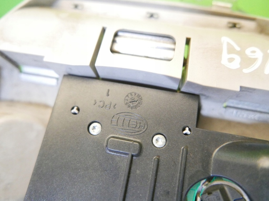 фото №8, Лампа освітлення кабіни перед mercedes w169 a180 cdi 3d 04-08