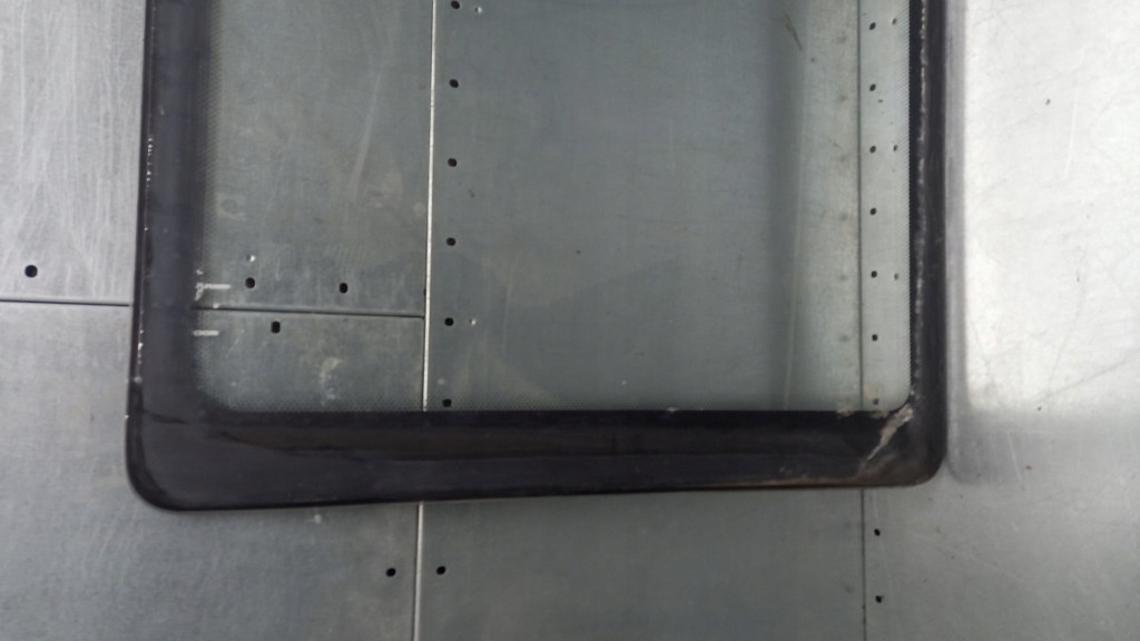 фото №7, Стекло кузовная правая vw transporter t4 02r