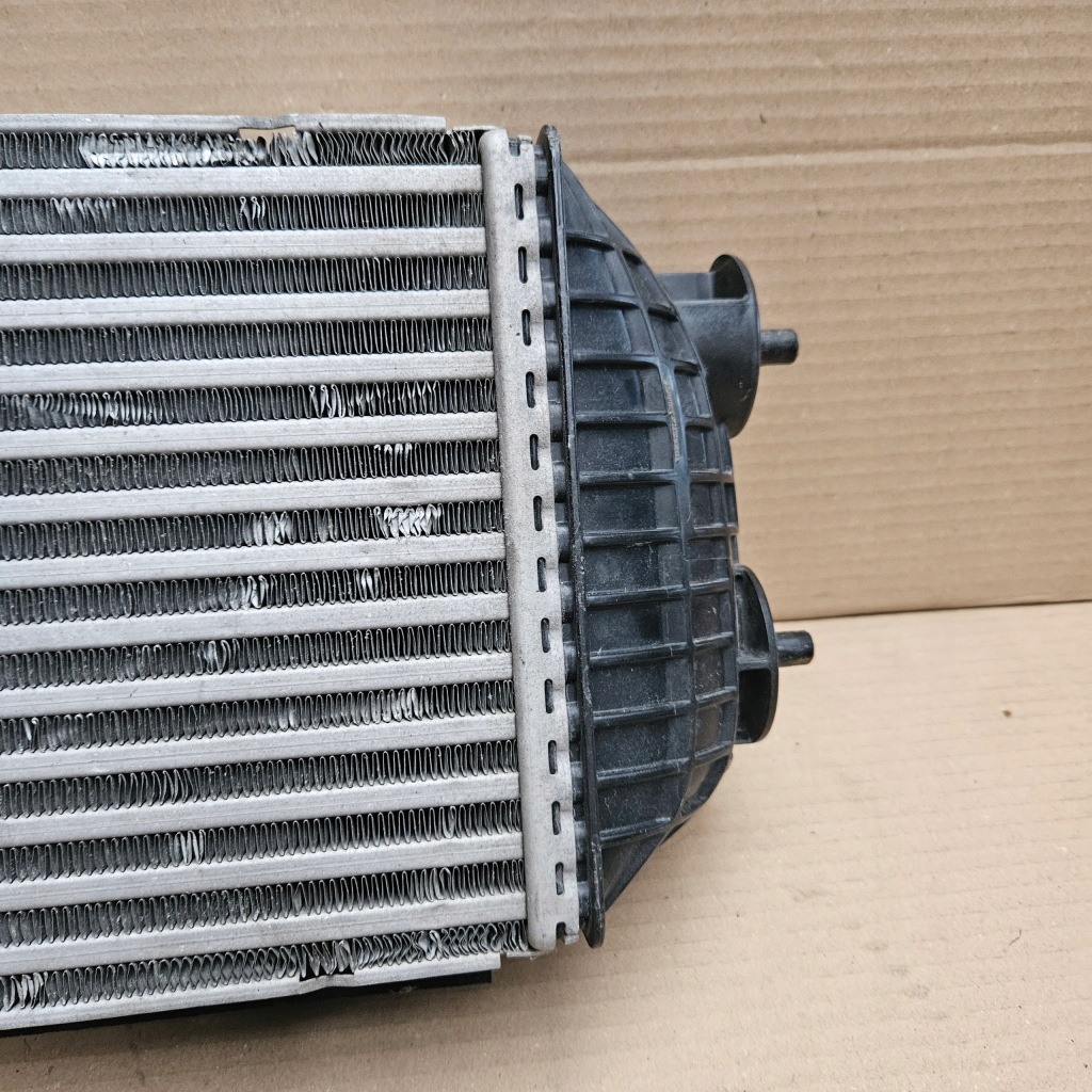 Интеркулер tucson iv 4 1.6 t-gdi hybrid 28270-2m400 282702m400 20- Оригинал