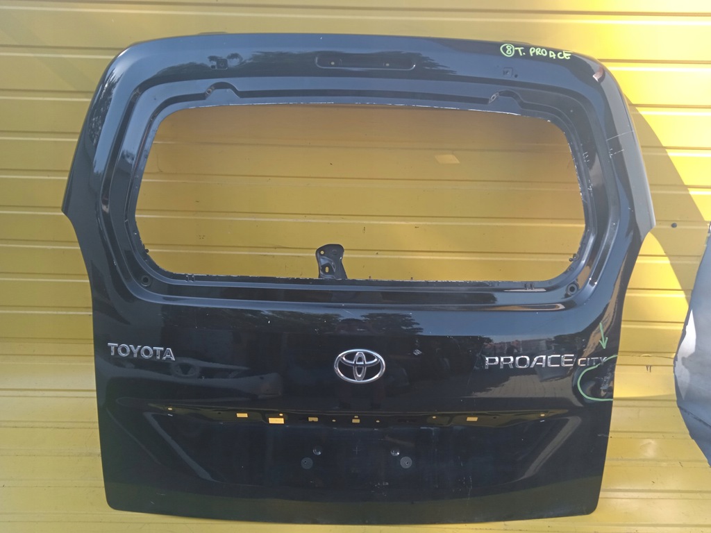 фото №1, Toyota proace крышка багажника задняя