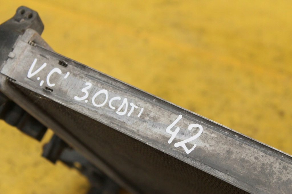 Радиатор воды opel vectra c 3.0 cdti 873014t Киев