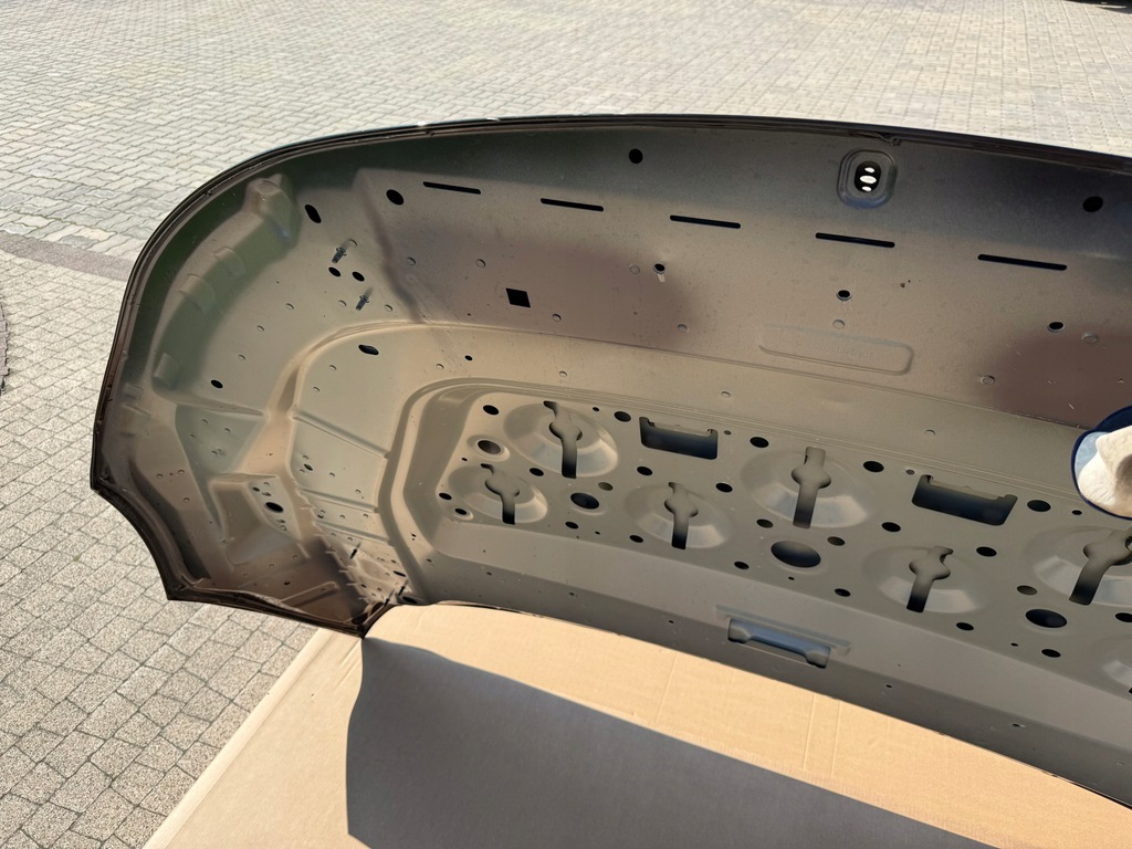 фото №12, Mercedes eqe 295 v295 sedan капот porywa перед передняя ładna