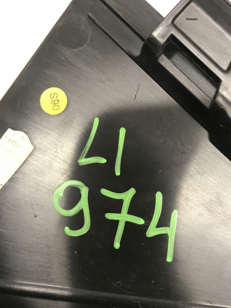 фото №10, Bentley bantayaga молдинг блок двигателя дверь правая задняя