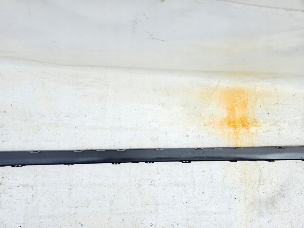 Порог молдинг порог bmw i4 g26 2021 - m-pakiet правая Оригинал