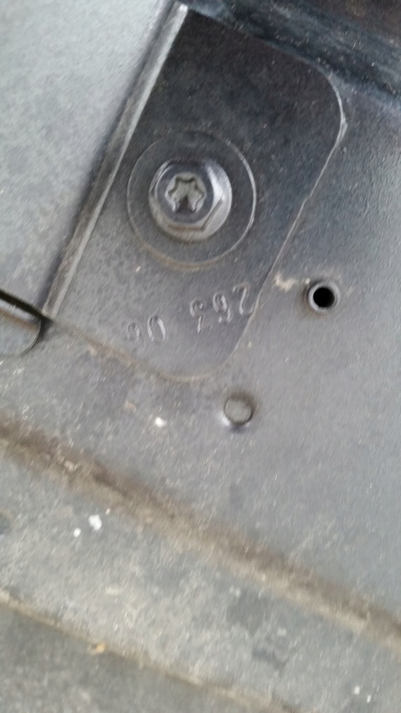 фото №3, Капот renault clio iii 3