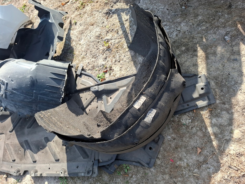 фото №1, Mercedes x156 w156 підкрилок задня задні ліва праве idealne gla оригінальні