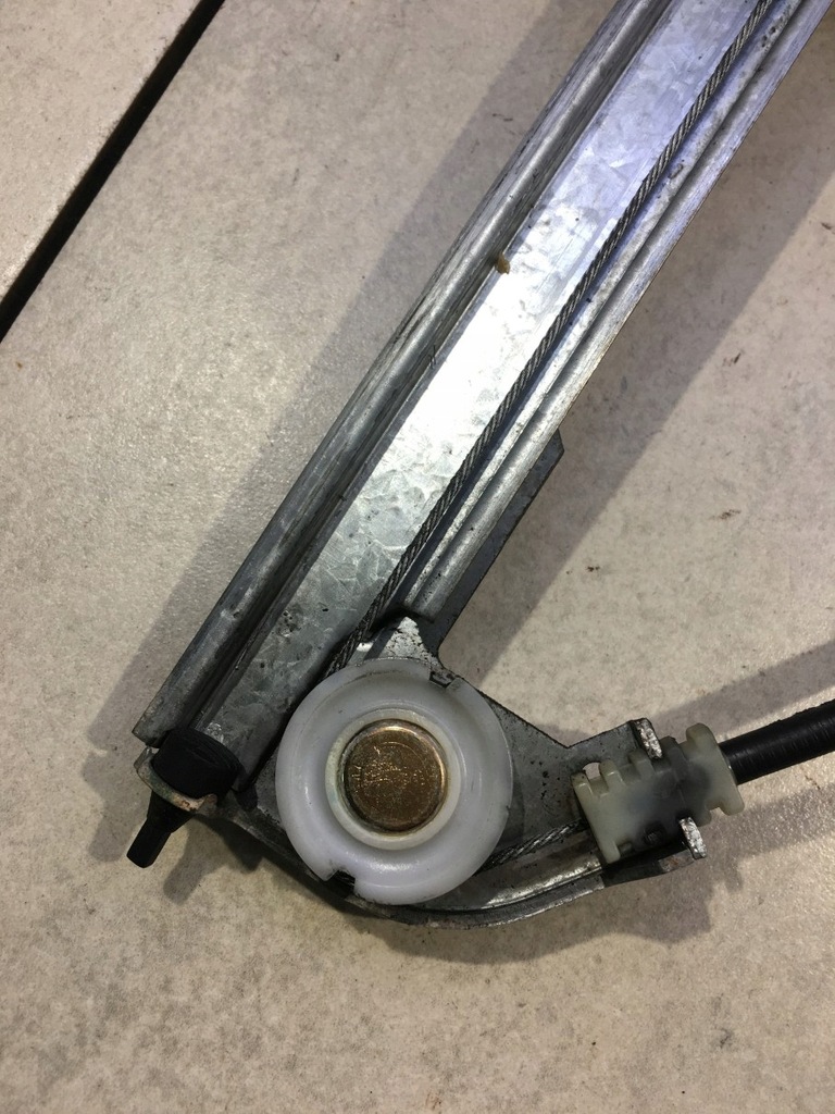 фото №6, Подъемник стекло правый перед opel agila i 09206371