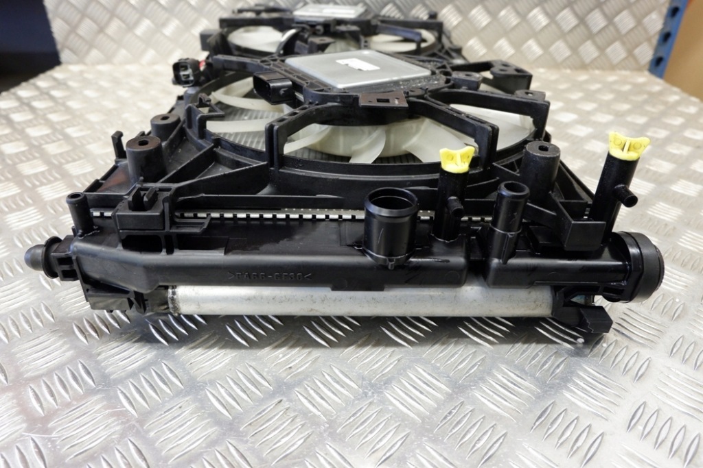 фото №12, Комплект радиатор toyota corolla хэтчбек _e21_ 1636347050 2.0l hybrid