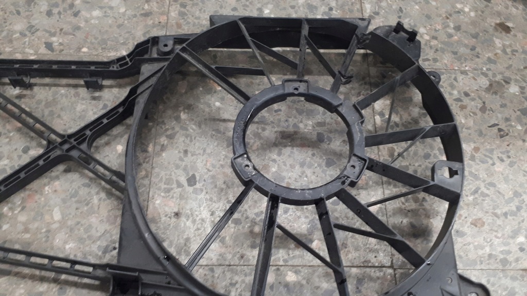 фото №10, 13207166 корпус вентилятора opel astra h 1.8