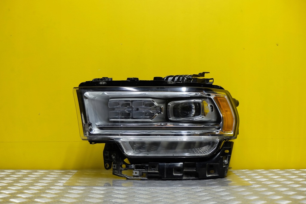 фото №1, Dodge ram 2500 3500 19- фара лампа led l usa