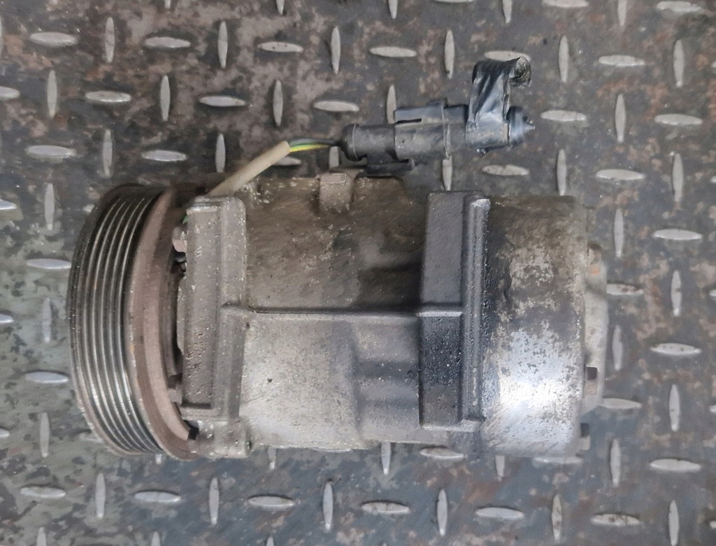 фото №5, Компрессор кондиционера mazda 2 1.4d 2s6119d629ae