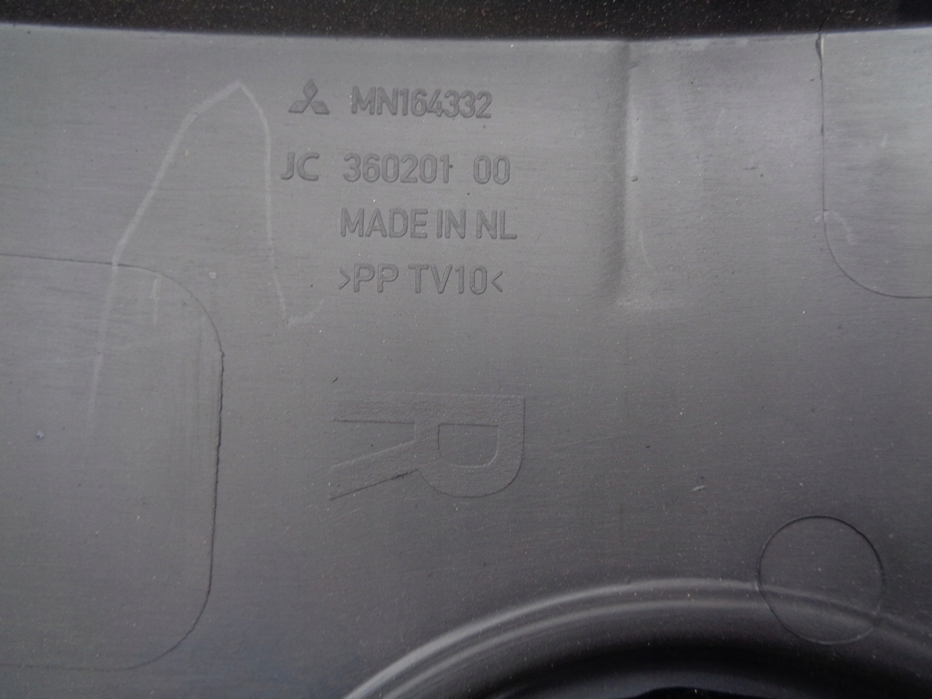 фото №15, Решітка обдув права ліва colt vi cz3 04-09rok