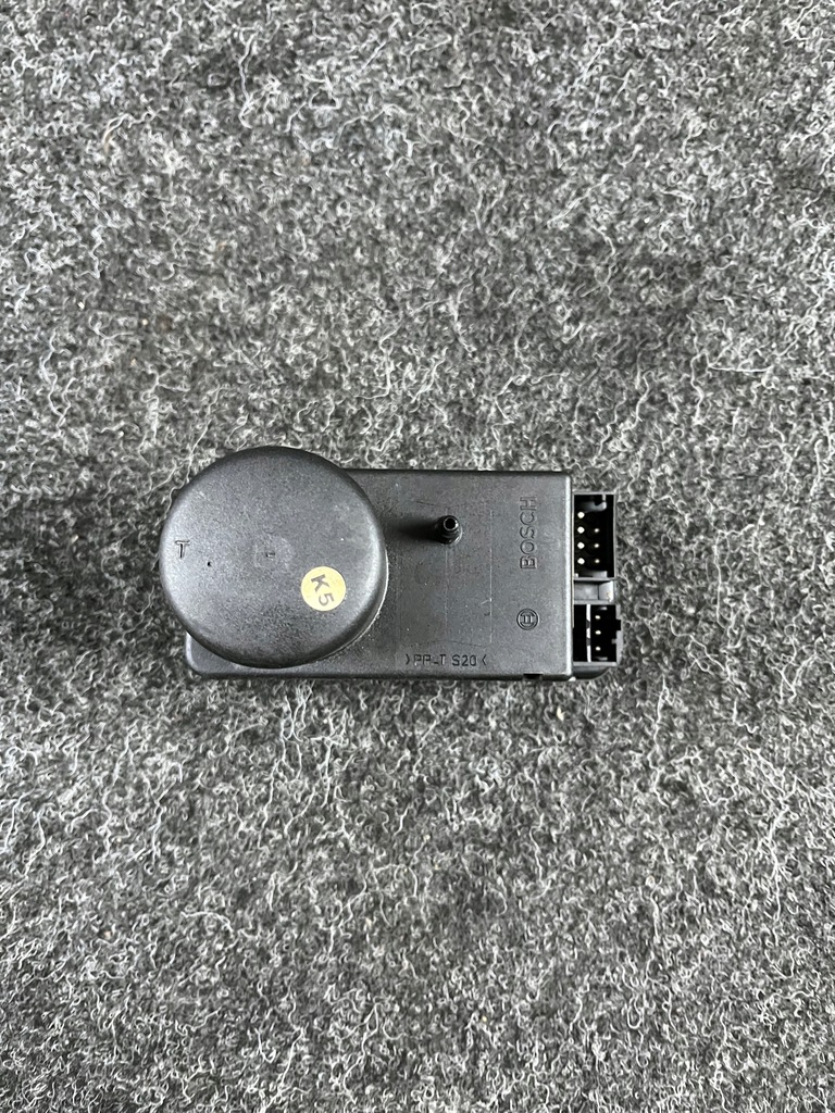 фото №6, Помпа замка центрального mercedes klasa c w202 0132006349