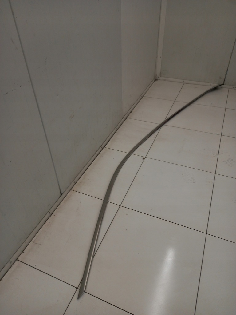 фото №1, Молдинг хром левый задняя peugeot 3008 23r.