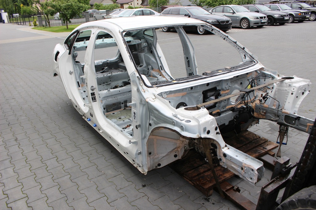 фото №6, Кузов четверть кузов bmw f44 a300 alpinweiss