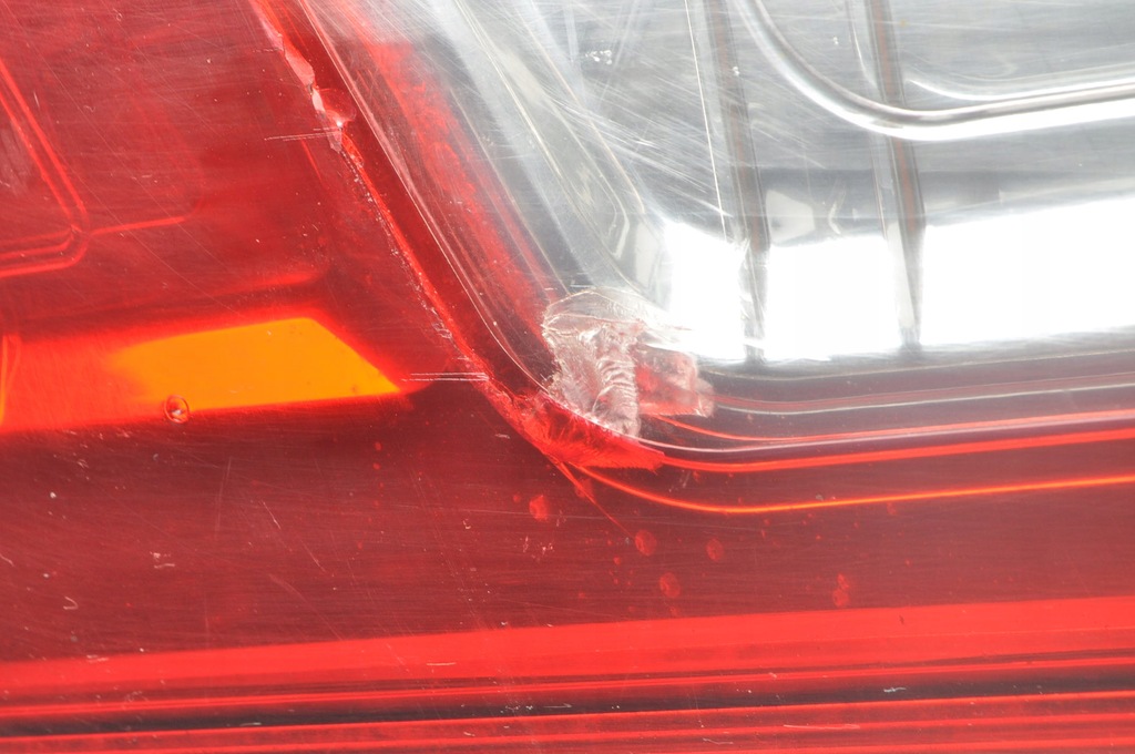 фото №14, Ford transit mk8 лампа права задня bk3113404ag