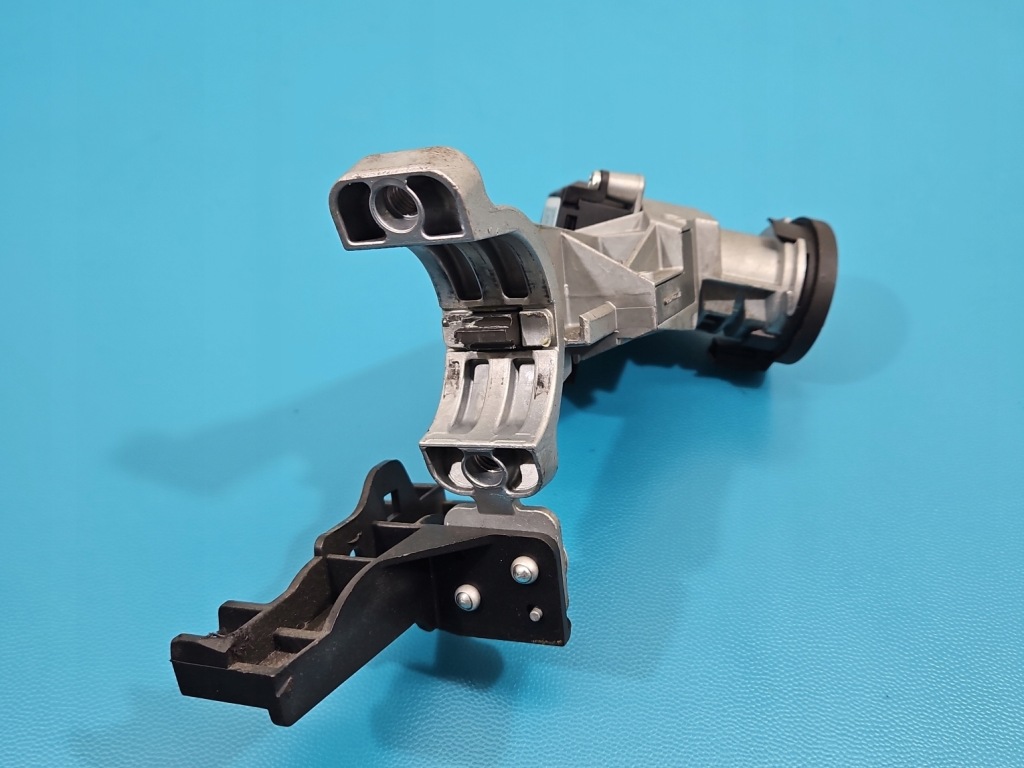 Блок керування двигуна набір iaw 5sf3.m2 51798651 fiat grande punto 1.4 8v Ціна