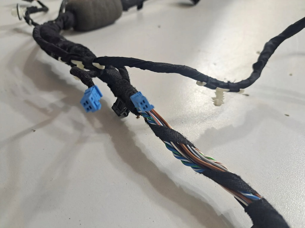 фото №9, Bmw 8 g14 2019 левая сторона проводка трубопровод