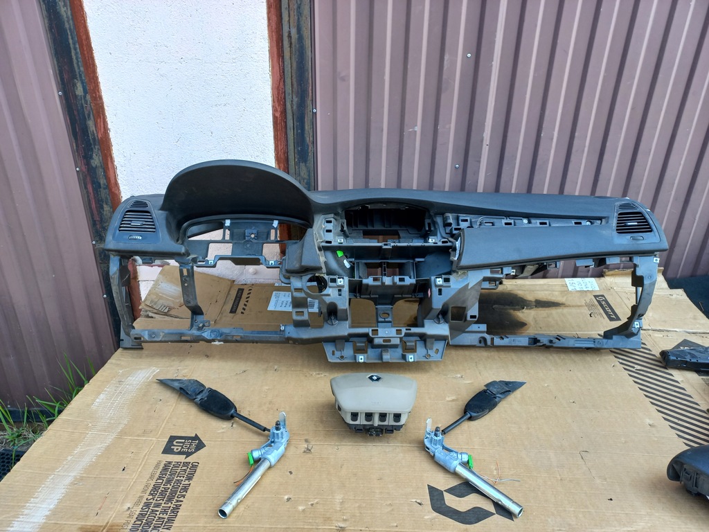 фото №1, Renault laguna iii 3 консоль подушки безопасности натяжители