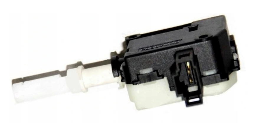 фото №5, Привод замка крышки задняя vw caddy passat b5 sharan